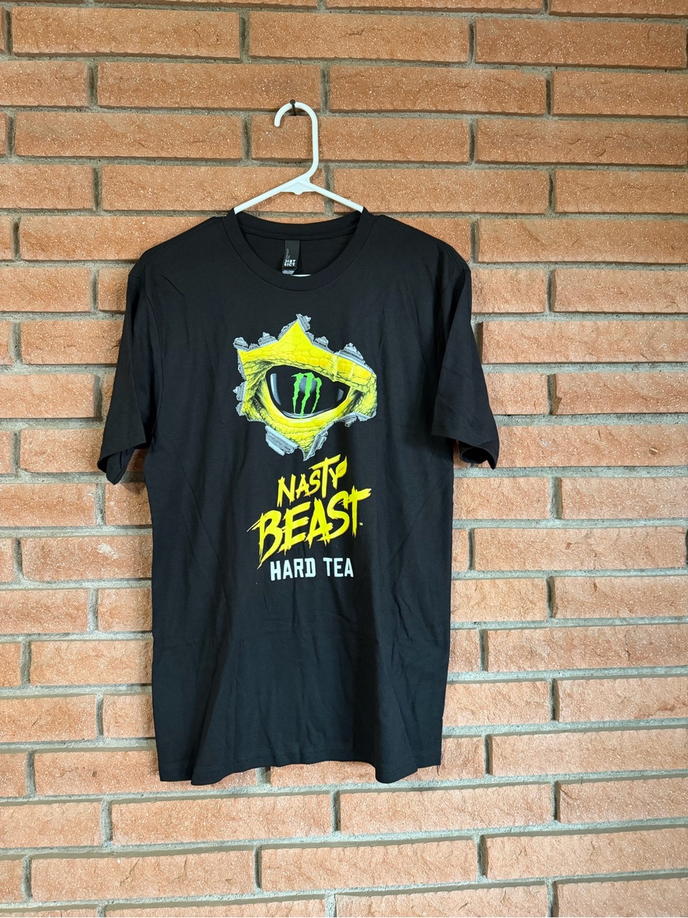 Monster Energy hard tea "Nasty beast" Tshirt men’s medium- black